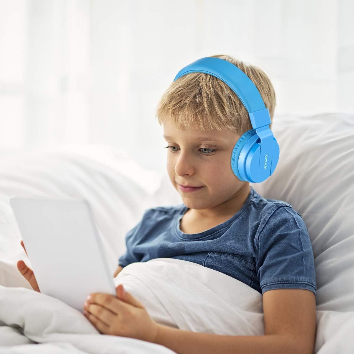 gorsun Kids Headphones, Lightweight Stereo Wired Toddler Headphones，Adjustable Headband Childrens Headset for Smartphones Computer Pad Earphones(Orange)