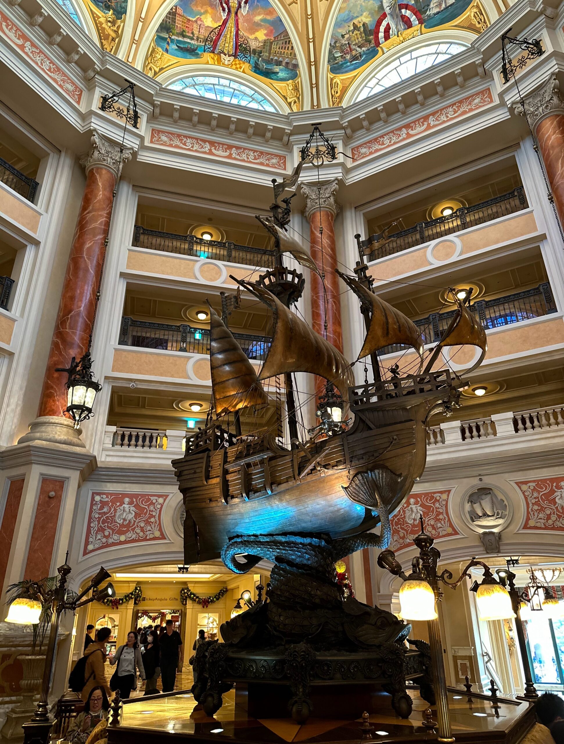 DisneySea Hotel MiraCosta Lobby